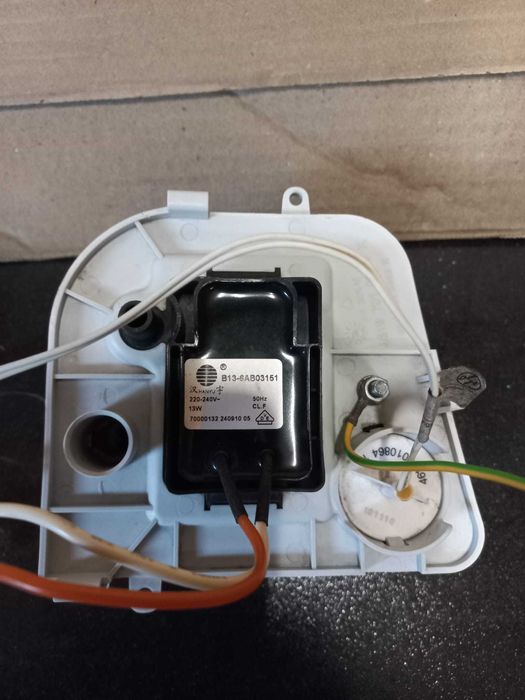 Bomba de drenagem B13-6AB03151, M. de secar Whirlpool 6 sense AZB 7570