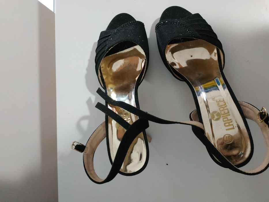 Sapatos com 2 horas uso