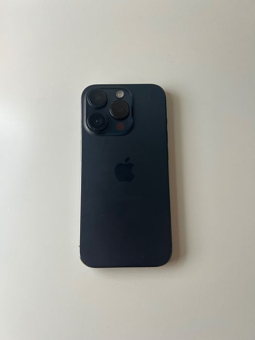 iPhone 15 pro 256gb