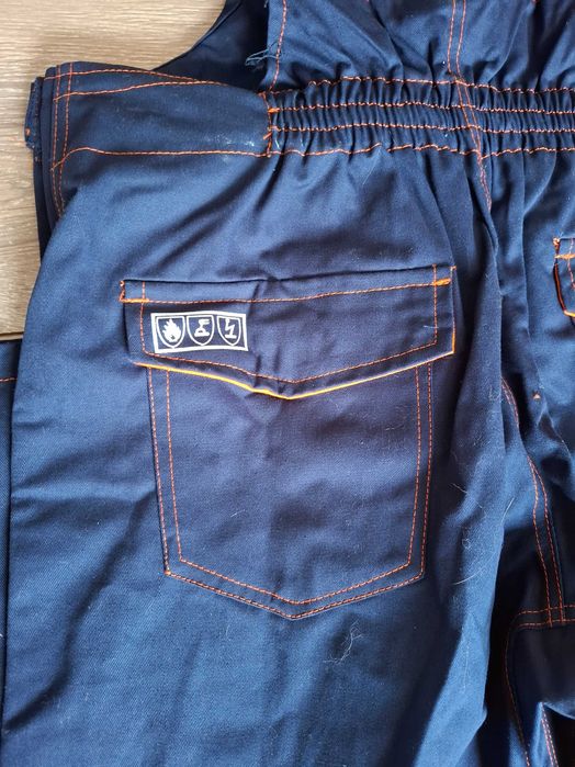 Spodnie robocze antystatyczne na szelkach r.56