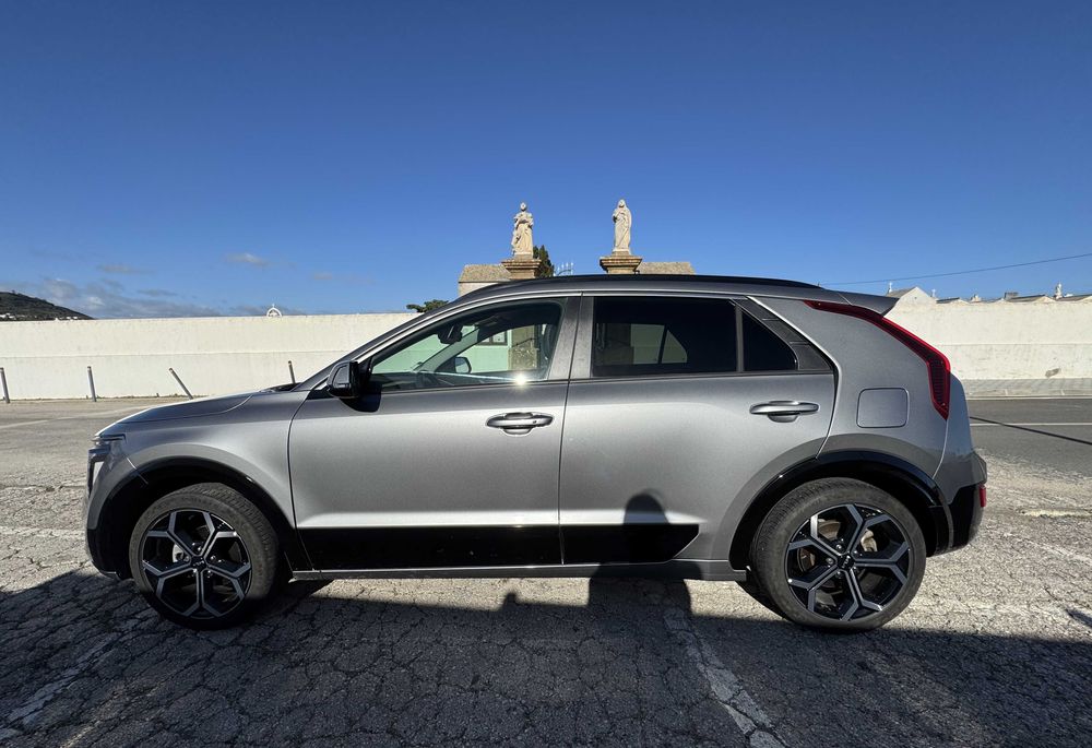 Kia Niro Híbrido c/ garantia 2023
