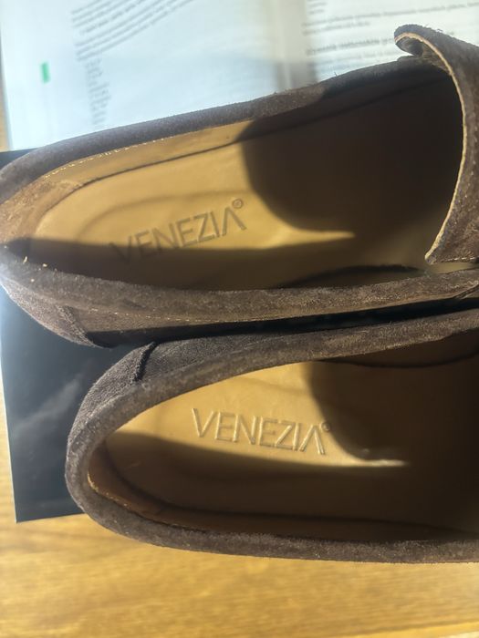 Pantofle Venezia damskie skorzane zamsz