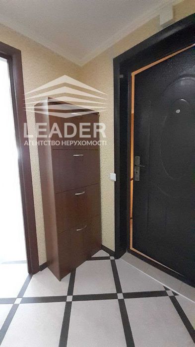 Сдам 3х.Поділля-СТИЛЬНА-УКОМПЛЕКТОВАНА- Нова вбуд. кухня-Нова техніка!