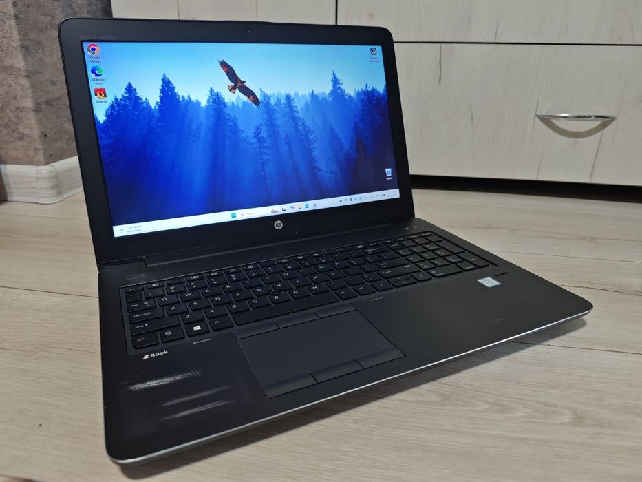 Ноутбук HP zbook 15 G4  i7 NVIDIA SSD