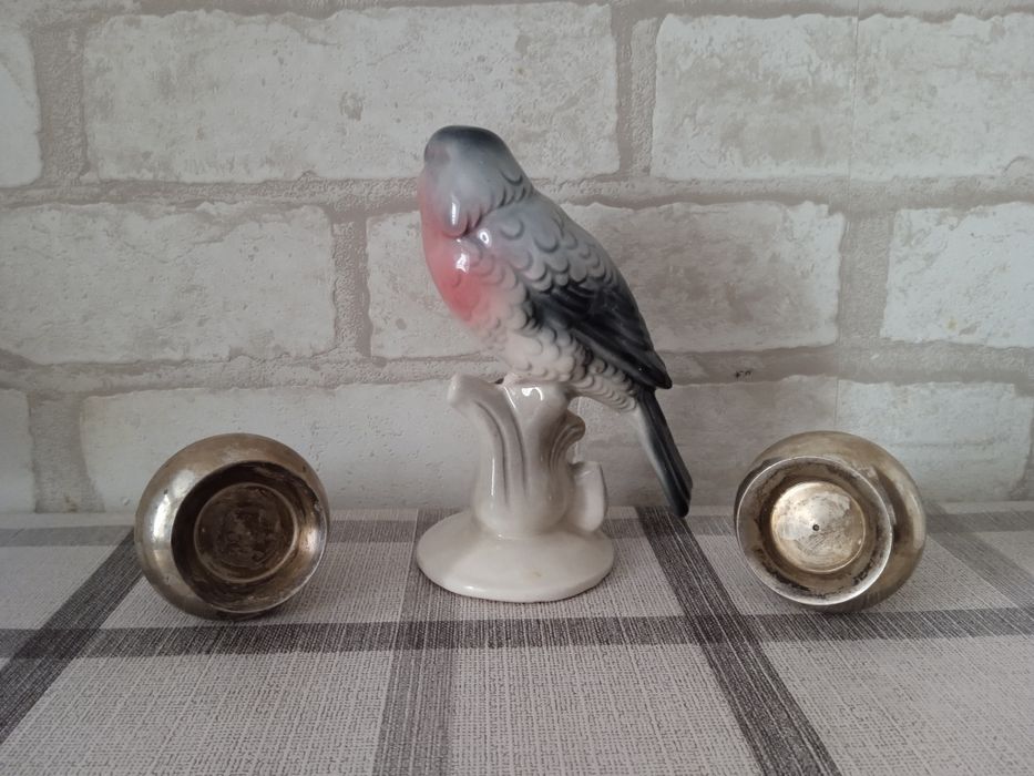 Солонки посеребряные Индия и Снегирь Германия