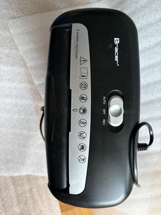 Niszczarka dokumentów Tracer