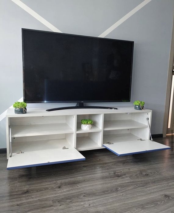 Новая ТВ-тумба