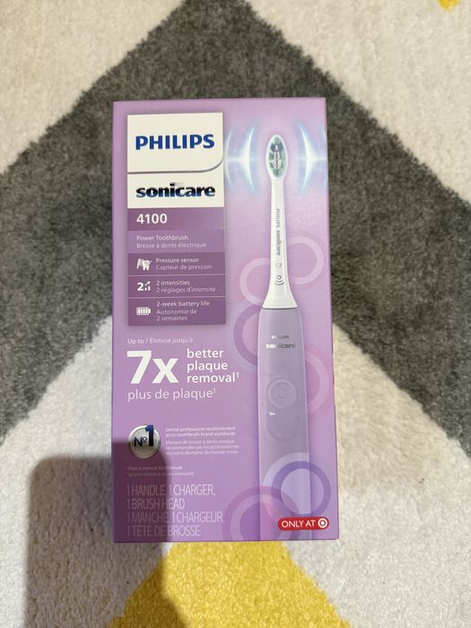 Зубна щітка Philips Sonicare 4100