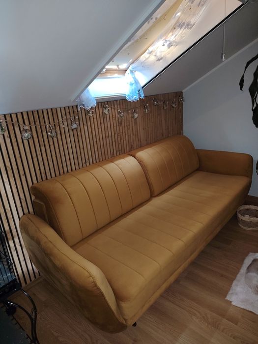 Zestaw łóżko sofa, fotel ,puf.