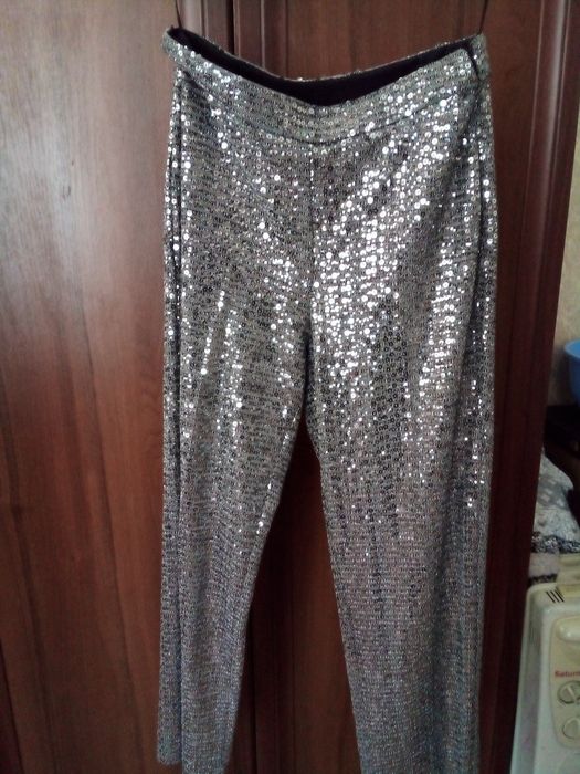 Женский брючный костюм