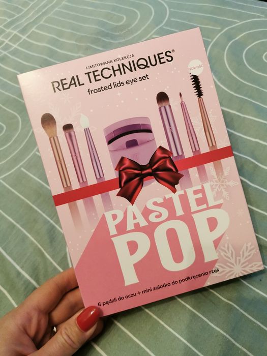 Nowy zestaw pedzli do makijażu real techniques pastel pop 6 szt
