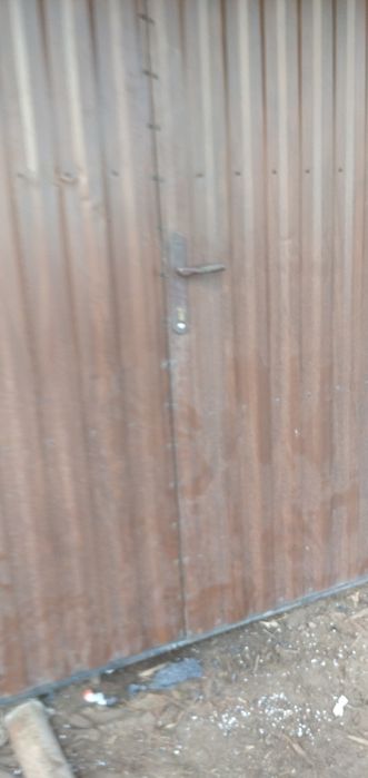 Drzwi garażowe metalowe