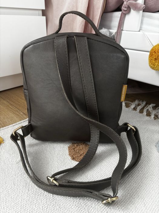 Plecak Zuzia Górska Mini BackPack, handmade, skóra naturalna, szary