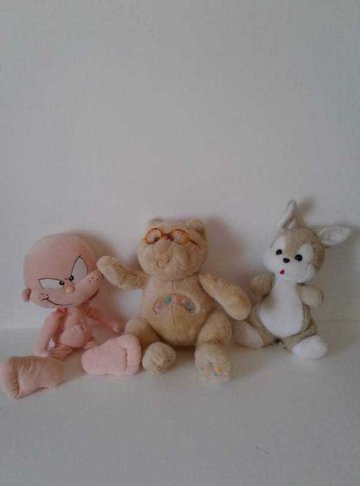 Pack de PELUCHES com 2 CESTOS de Arrumação