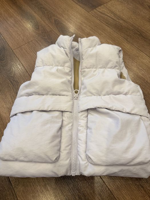 Жилетка ZARA безрукавка