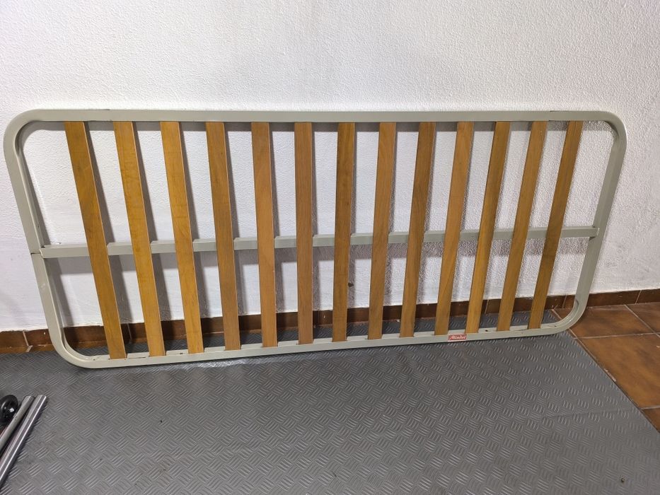 Estrado para cama
