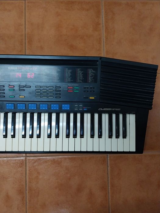 Teclado Yamaha PSR 47 - a Funcionar Vintage