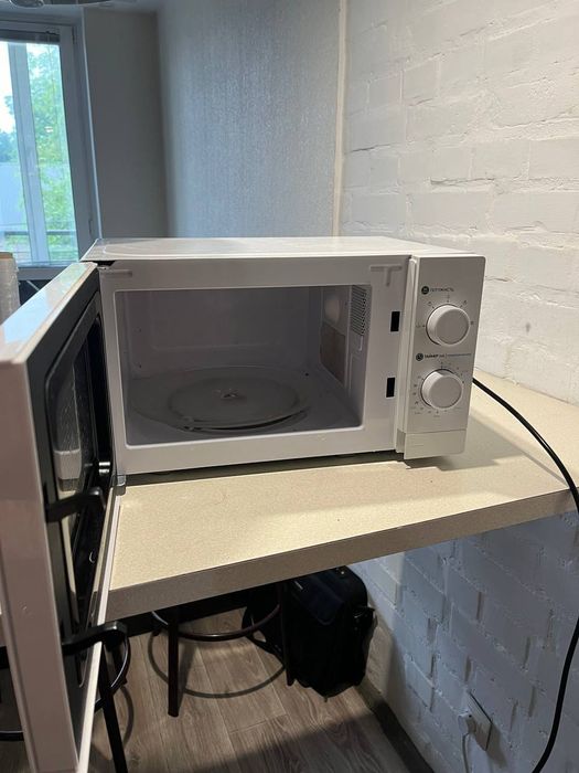 Мікрохвильова піч