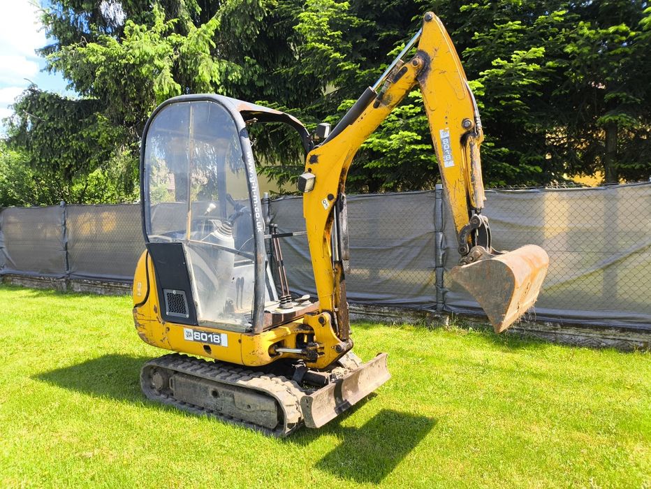 Minikoparka JCB8018