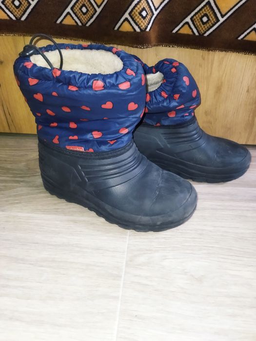 Теплые непромокаемые сапоги дутики