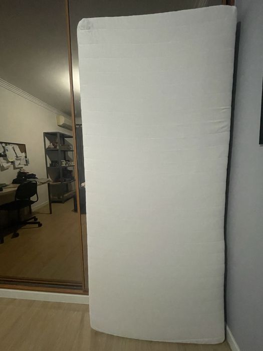 Cama Malm + colchão 90x200