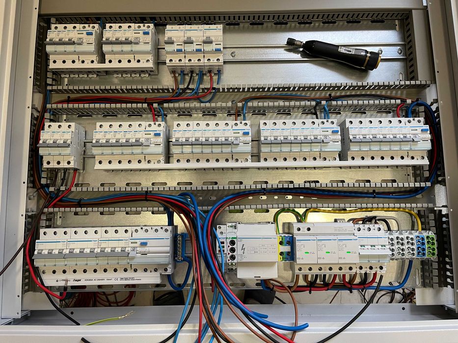 Tablica elektryczna, rozdzielnica, gotowa do montażu, prefabrykacja