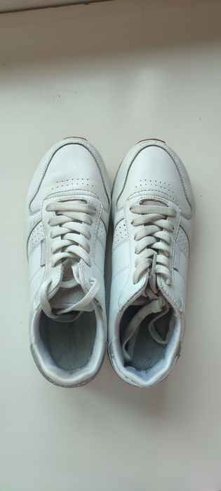 Ténis Skechers branco