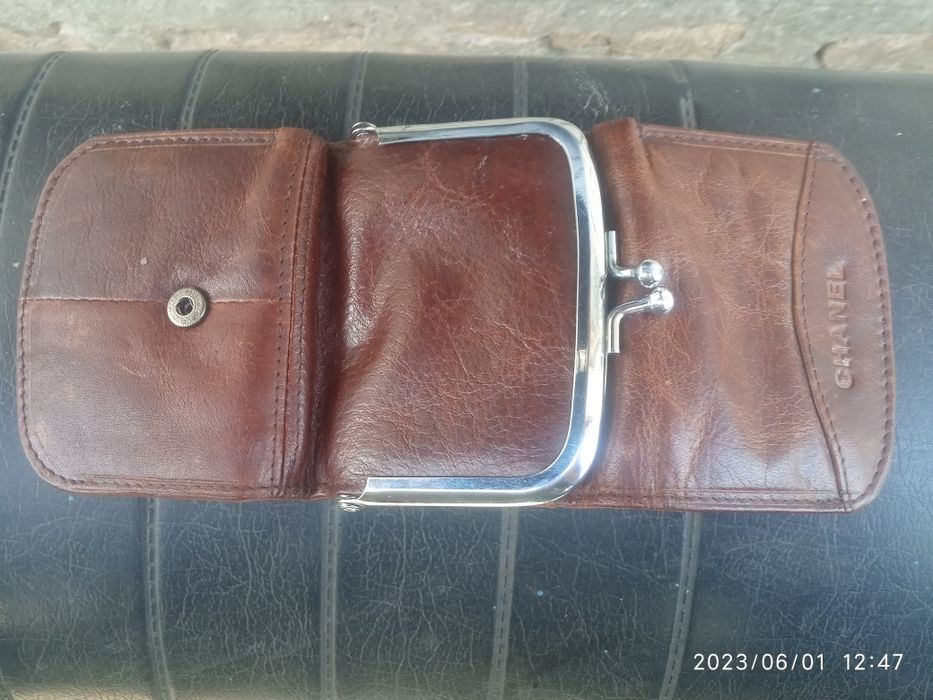 Кожаный кошелек CHANEL