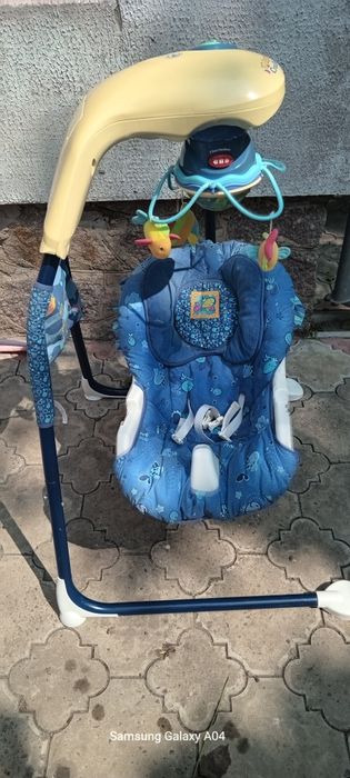 Гойдалка люлька музична