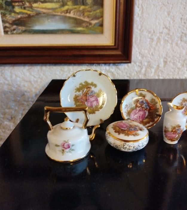 Conjunto de miniaturas Limoges