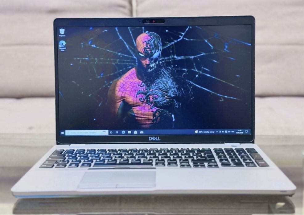 Dell 5510/FHD/IPS/ i5-10210U/4.2 GHz/8 ГБ/SSD 256/UHD Graphics /2GB