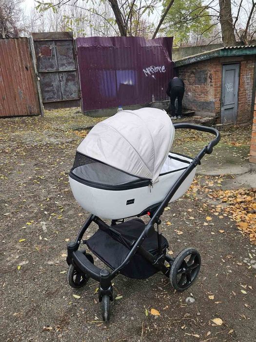Продам найзручнішу коляску 2 в 1 BEXA AIR
