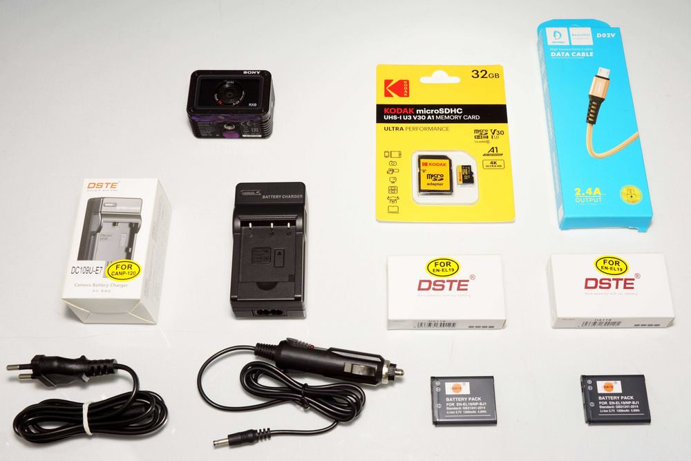 Aparat SONY DSC-RX0 15.3Mpx Zeiss Tessar 24mm f/4 HFR Wi-Fi Kamera sportowa + 32GB