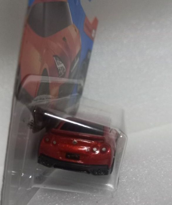 nissan GT-R R35 hot wheels