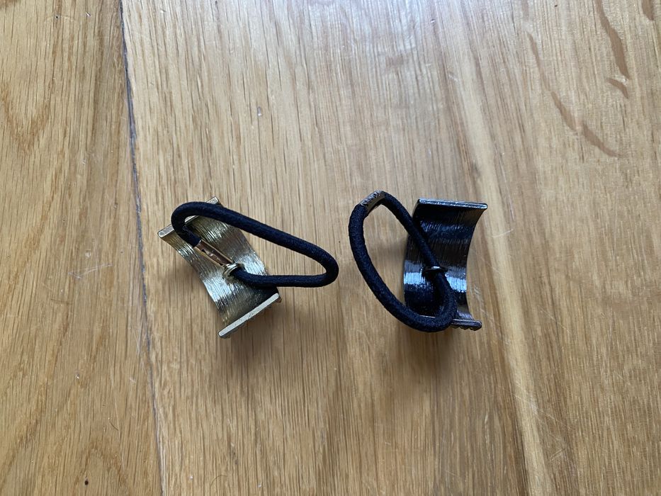 2 ozdobne żelazne gumki H&M