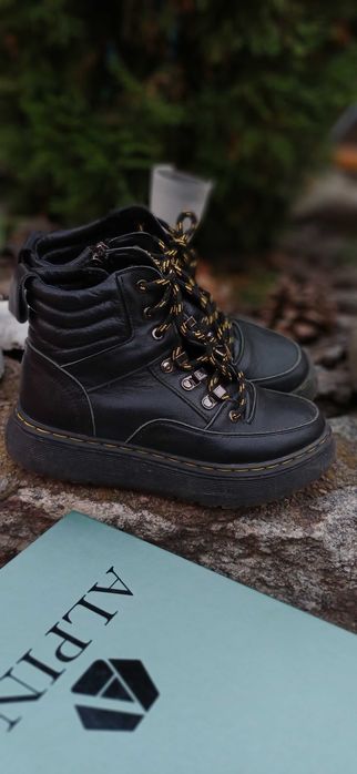 Взуття зимове сапожки