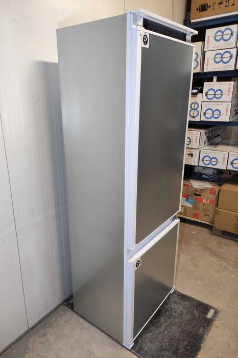 Lodówka do zabudowy Haier HE7195BCMW NoFrost 194cm Fresh Box 22LG40
