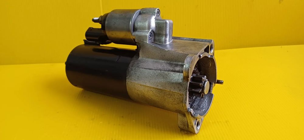 Rozrusznik 03G911023 Audi A4 b7 A6 C6 1,9TDI 2,0TDI BLB BPW BRE BRD BRB BKE
