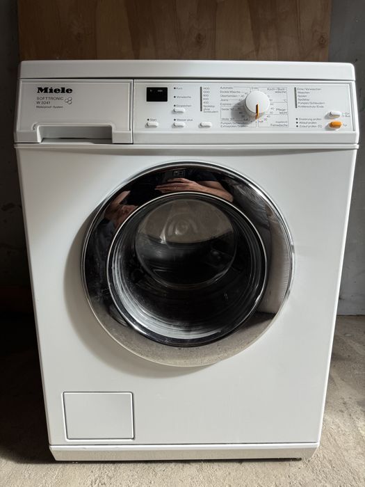 В продаже стиральная машина MIELE