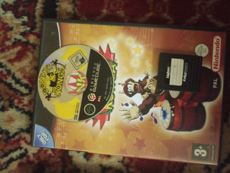 Nintendo gamecube z bongosami donkey konga