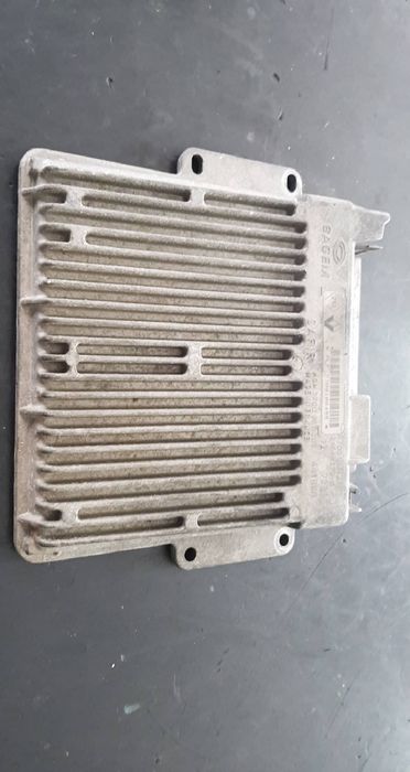 Centralina motor / ECU RENAULT Clio I (B/C57_, 5/357_)