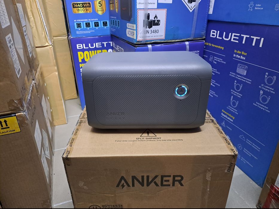 Батареї Anker Solix BP1000 нові