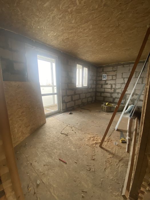 Продам двоповерховий гараж