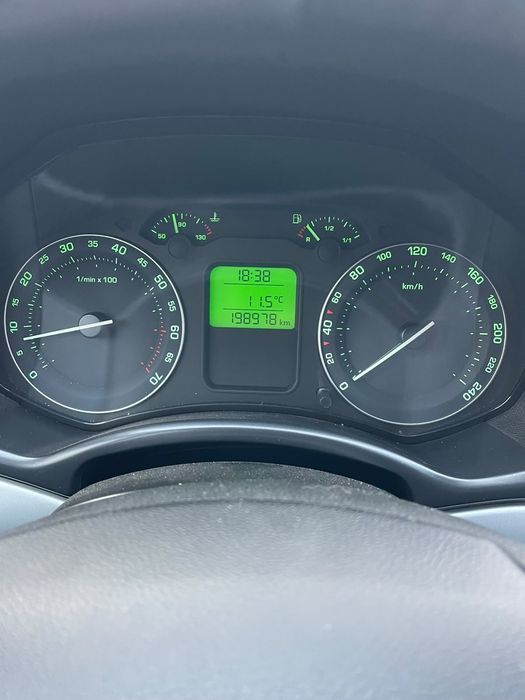 Продам шкоду skoda