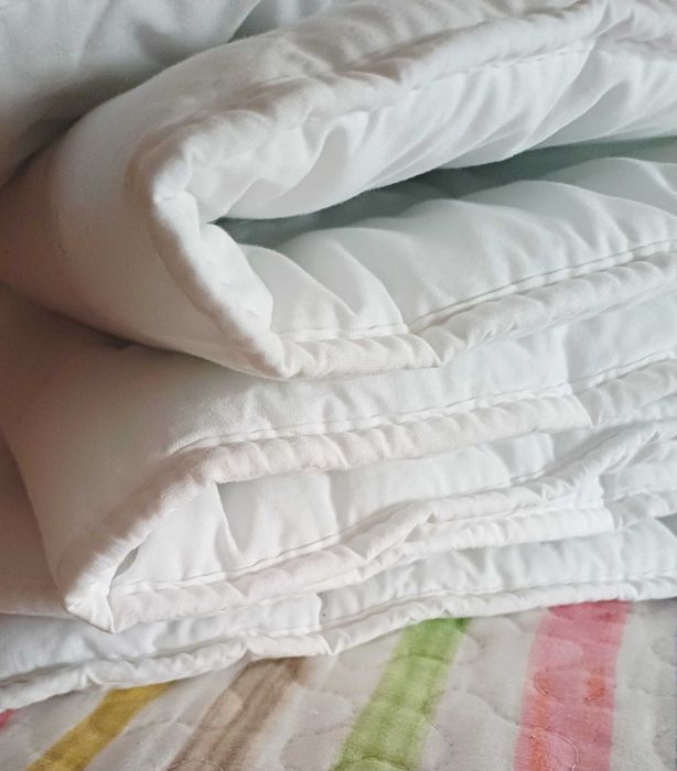 Edredão para cama de grades de bebé