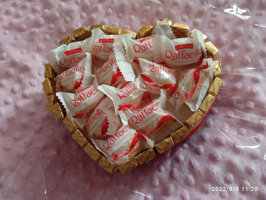 Tort, bukiet ze słodyczy