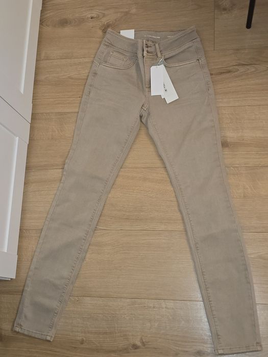 Nowe Damskie spodnie Tom Tailor w27/32