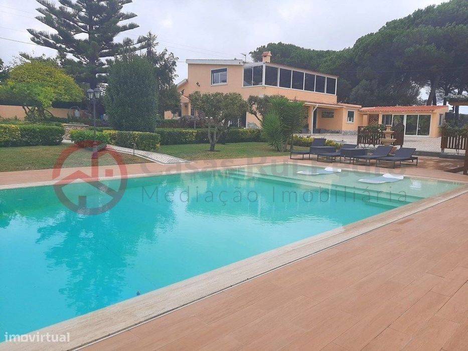 Quinta com moradia T3 + terreno rústico, Sintra