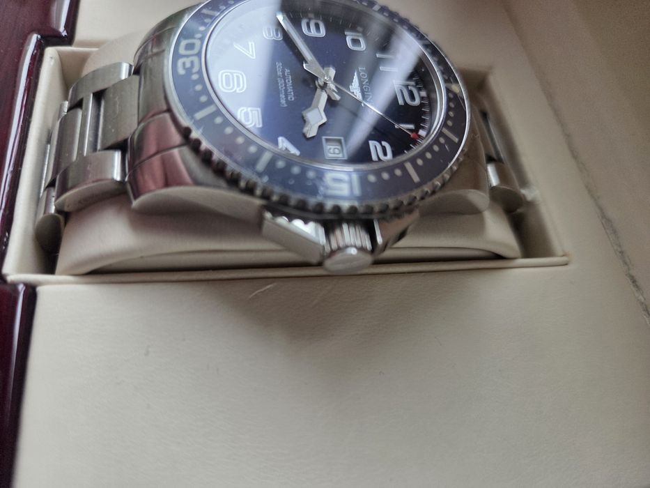 Годинник Longines HydroConquest