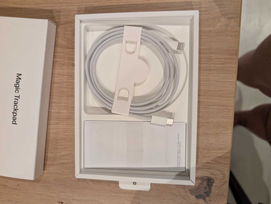 Magic trackpad USB-C Novo